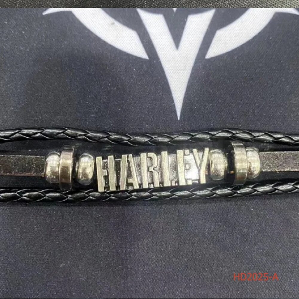 Brand New Harley Davidson HD Leather Wristband Bracelet